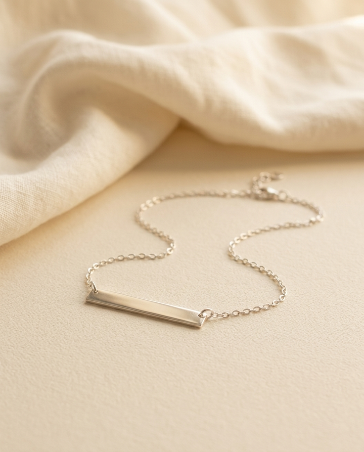 Collar Lingote Plateado Horizontal